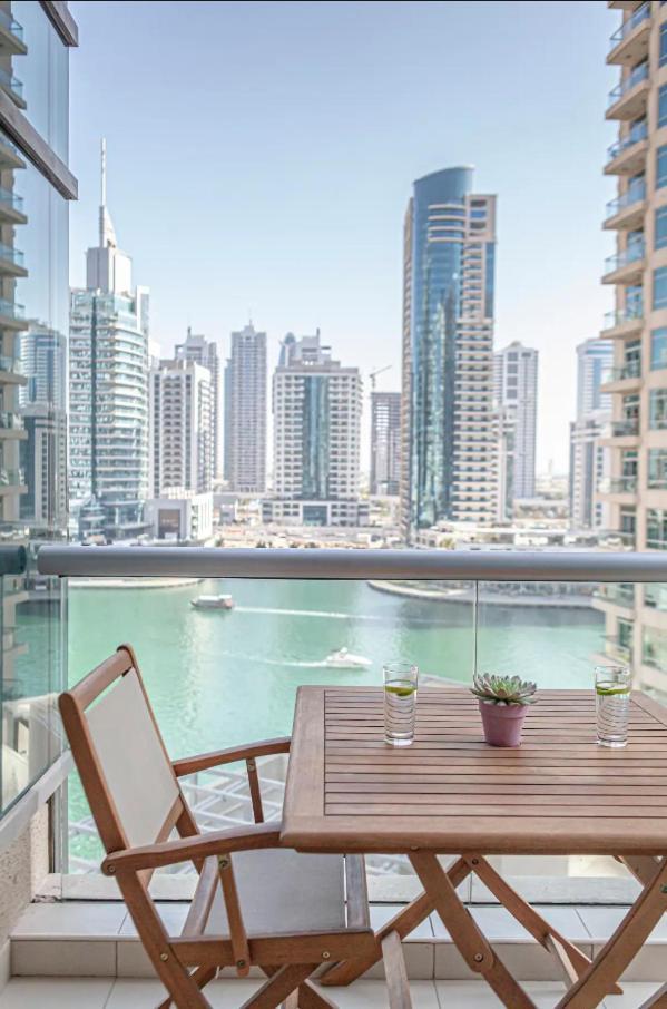 Nasma Luxury Stays - Pastel-Colored Apt With Jaw-Dropping Marina Views Dubai Ngoại thất bức ảnh