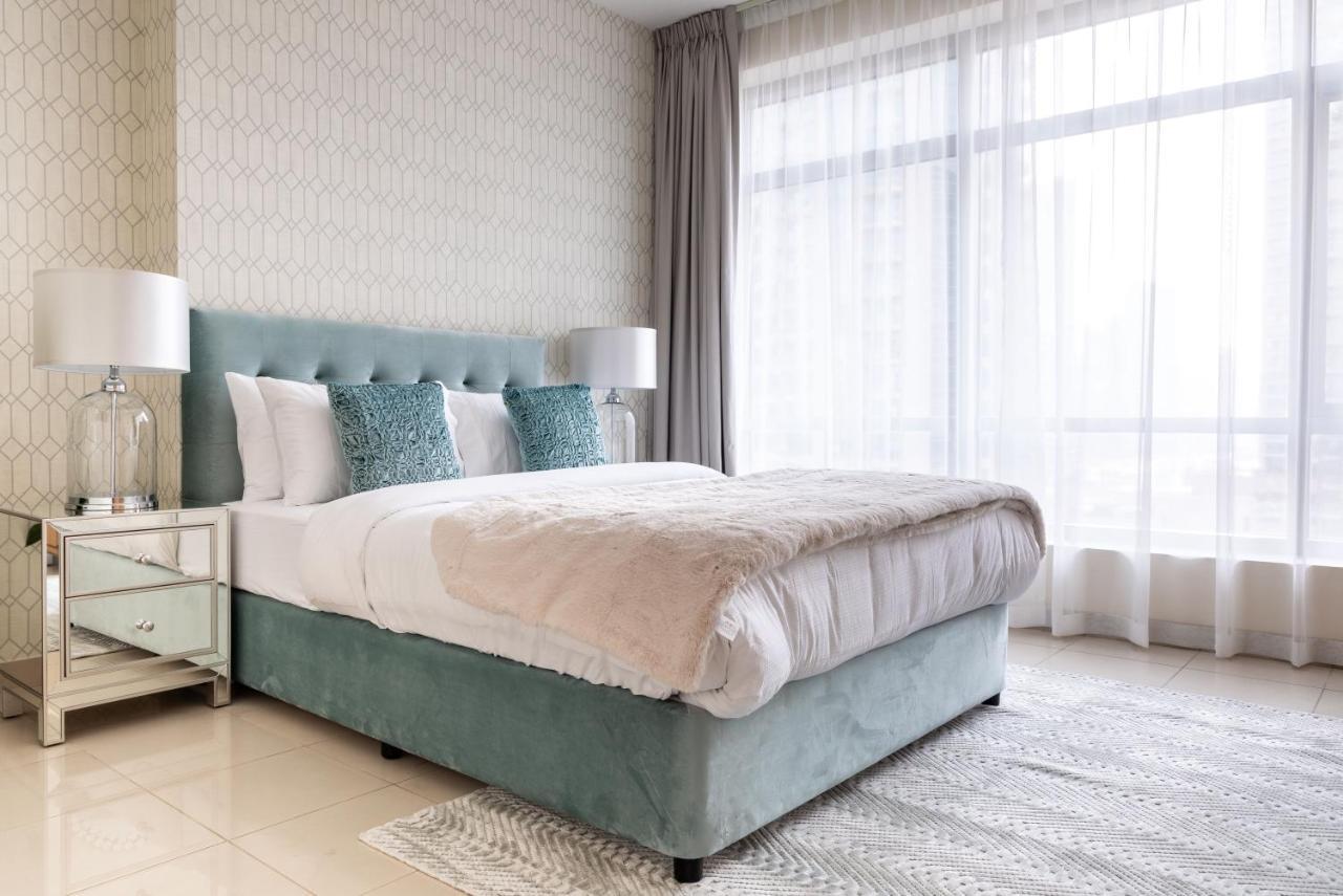 Nasma Luxury Stays - Pastel-Colored Apt With Jaw-Dropping Marina Views Dubai Ngoại thất bức ảnh